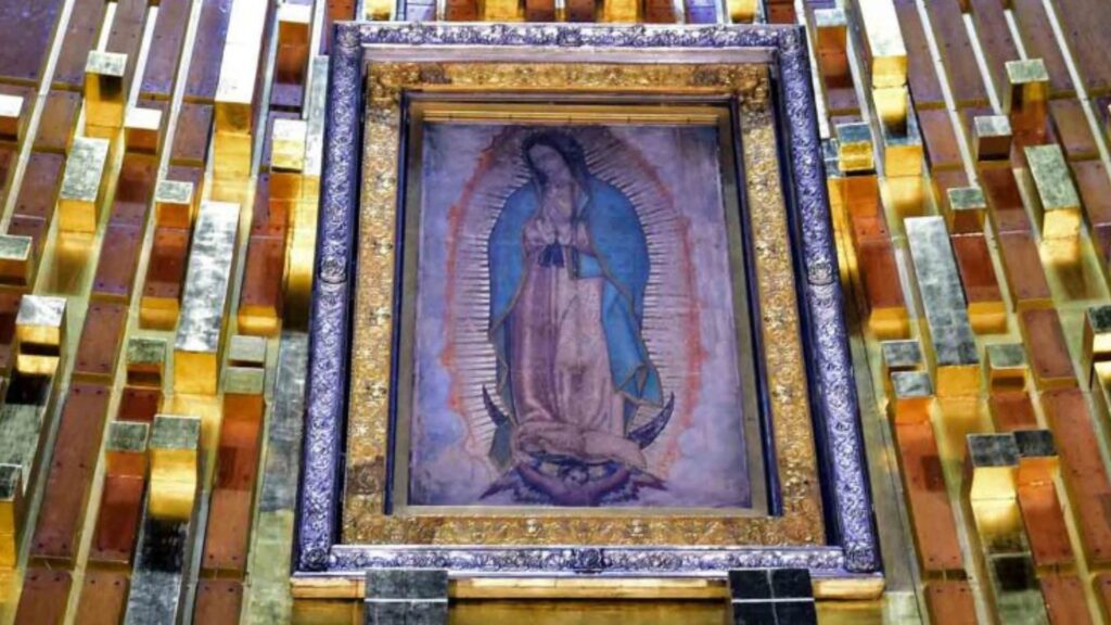 ¿Sabías que la Imagen de la Virgen de Guadalupe, venerada en la Basílica de la Ciudad de México, no es una pintura creada por mano humana?